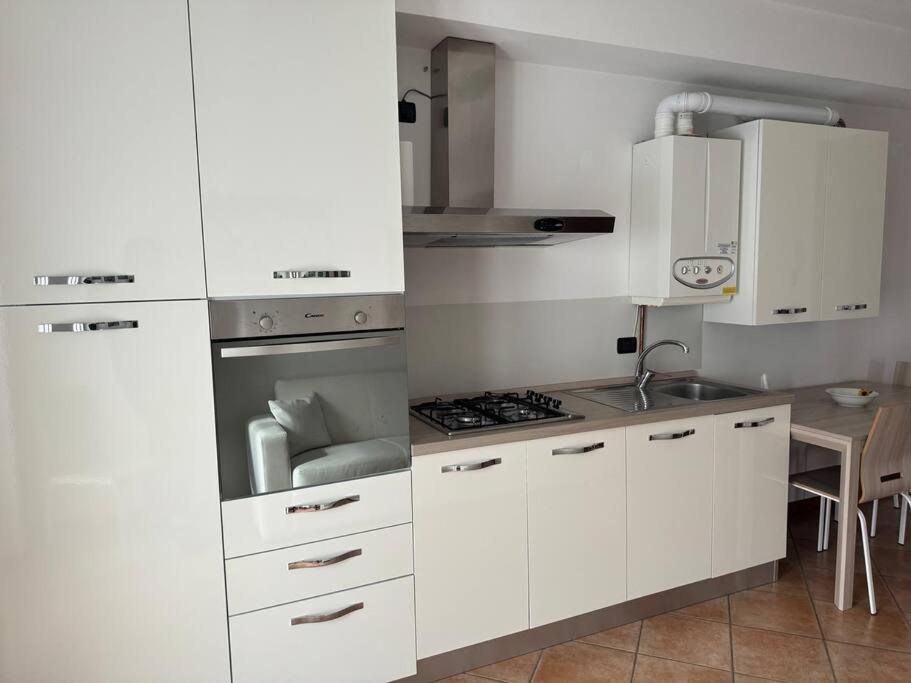 Suite Panoramica Casa Vacanza Di Alex G Oltre il Colle Luaran gambar